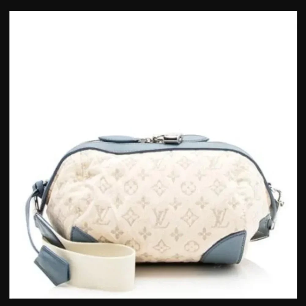 LOUIS VUITTON spring summer 2012 denim pochette